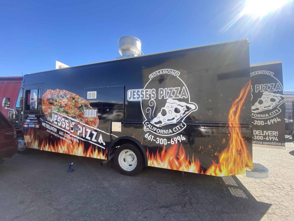 Pizza Food Truck Wrapped With A Full Wrap From Los Wrapidos